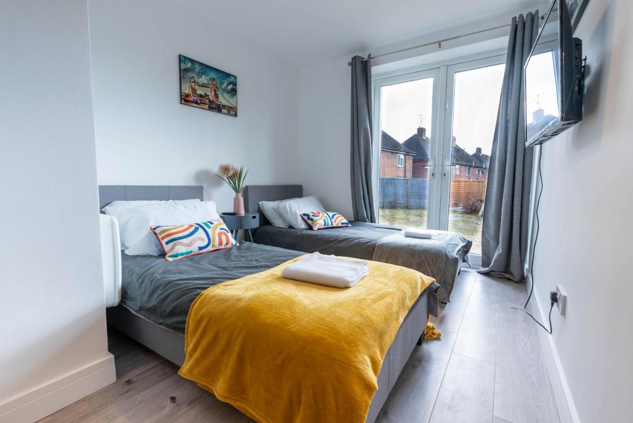 Flat 03 Studio Flat Near Aylesbury Station Free Parking מראה חיצוני תמונה